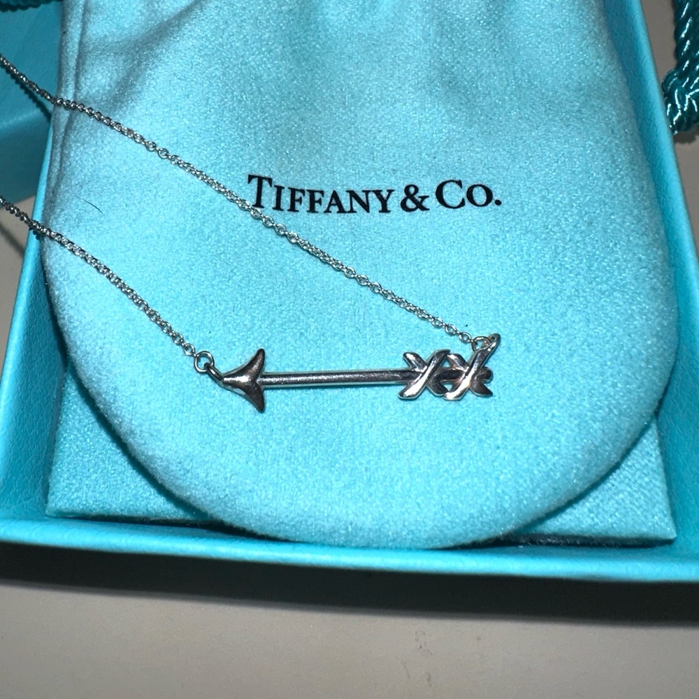 Tiffany & Co. Paloma Picasso Sterling Silver Graffiti Arrow Necklace